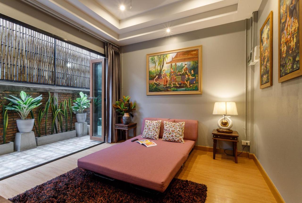Hostel One Art And Gallery Τσιάνγκ Μάι Εξωτερικό φωτογραφία