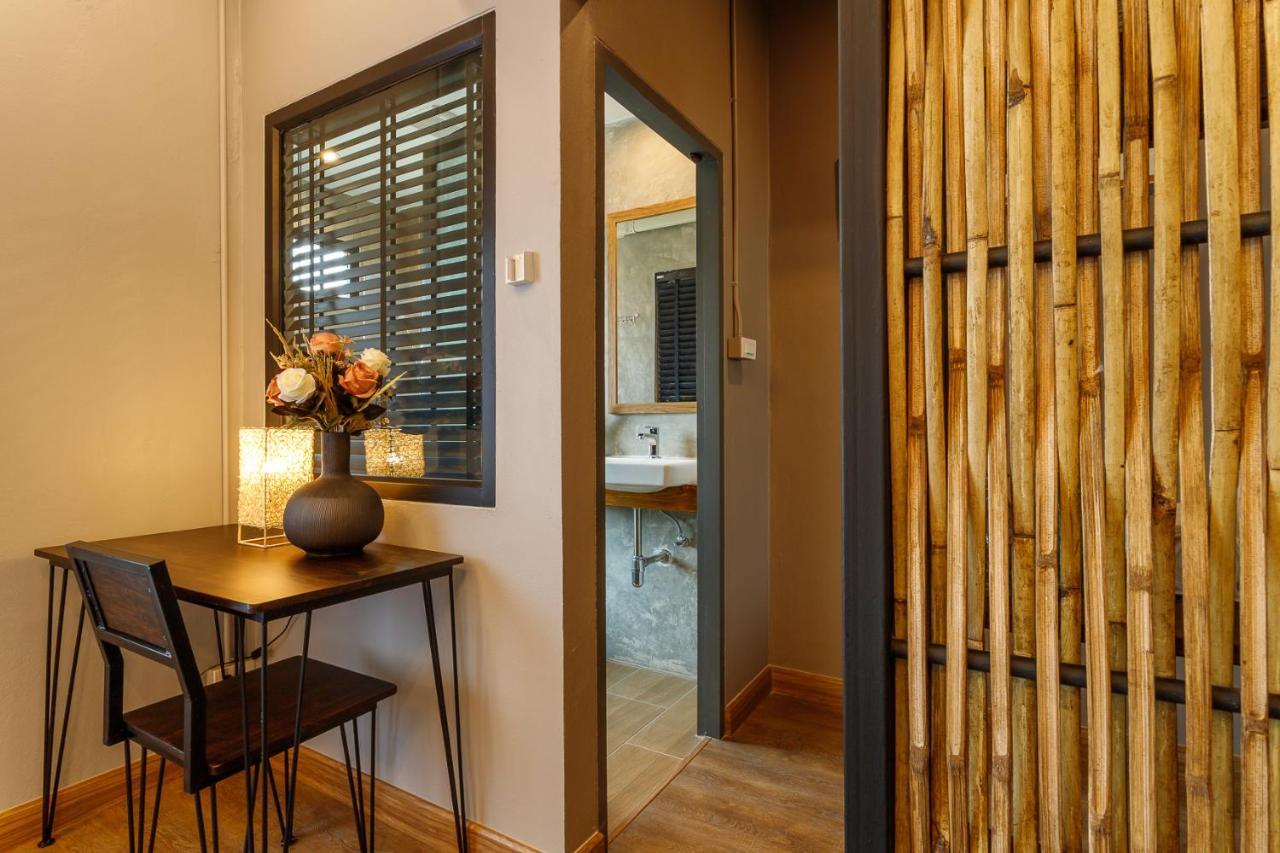 Hostel One Art And Gallery Τσιάνγκ Μάι Εξωτερικό φωτογραφία