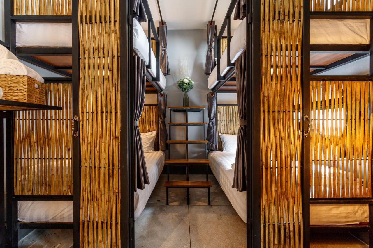 Hostel One Art And Gallery Τσιάνγκ Μάι Εξωτερικό φωτογραφία