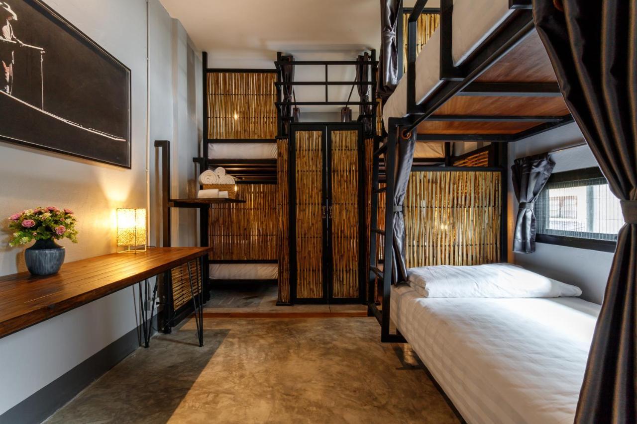 Hostel One Art And Gallery Τσιάνγκ Μάι Εξωτερικό φωτογραφία
